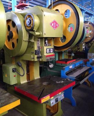 【(高品質(zhì)定制異形壓力機,經(jīng)濟實惠)JSG21-40T深喉口高】價格_廠家_圖片